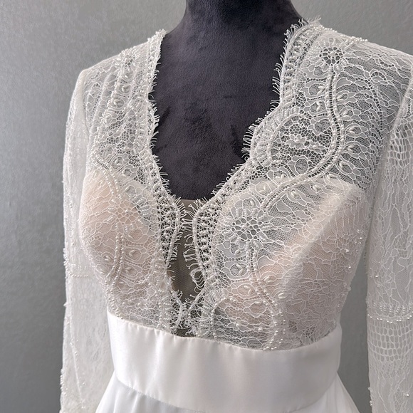 Nicole Jolies Kyra Wedding Dress - Picture 7 of 11